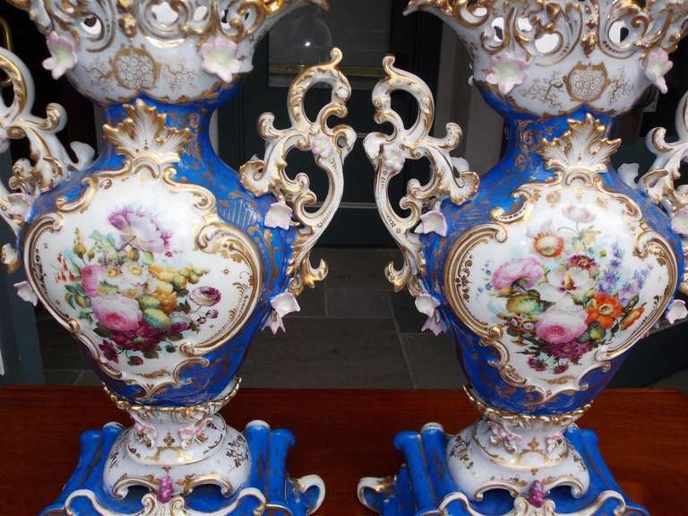 Pair of French Old Paris Decorative Vases.  Circa 1850 For Sale 1
