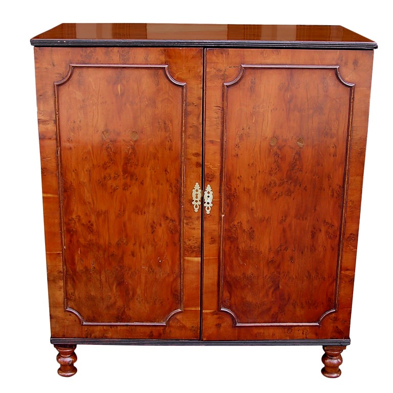 English Yew Wood Chest of Drawers For Sale