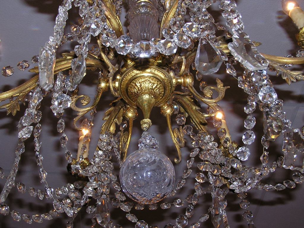 French Gilt Bronze and Crystal Six Light Chandelier, Circa 1820 For Sale 3