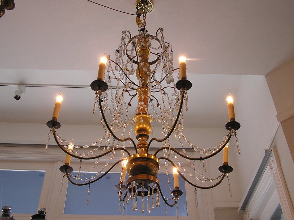 Pair of Italian Gilt Carved Wood & Crystal Eight Bronze Arm Chandeliers, C. 1790 For Sale 1