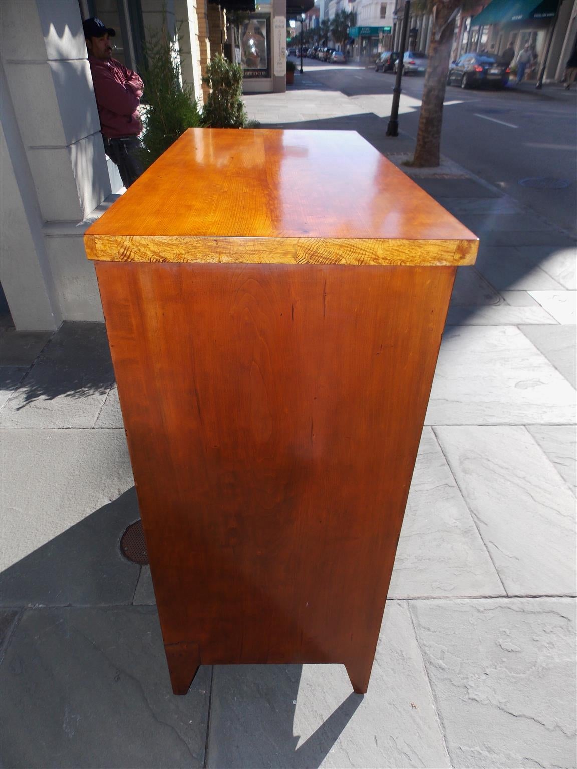 American Hepplewhite Mahogany Burl Ashe Butlers Desk. Circa 1800 4