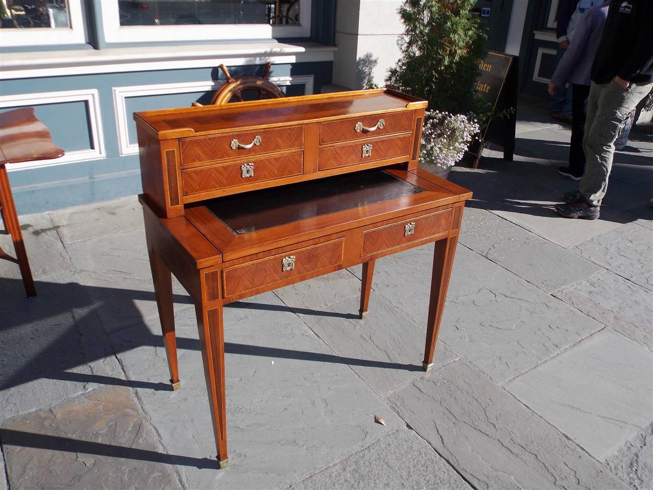 Italian Inlaid Marquetry Writing Desk, Circa 1820 In Excellent Condition In Hollywood, SC