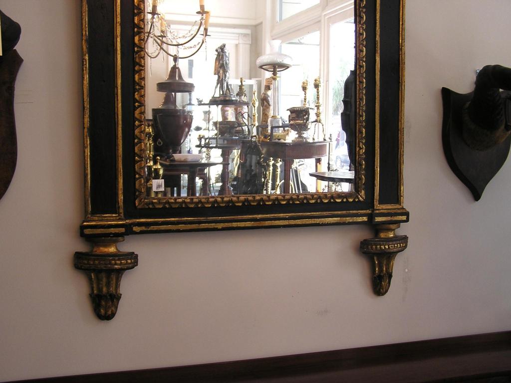 Italian Painted and Gilt Trumeau For Sale 2