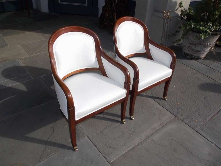 Pair of French Mahogany Bergere Chairs, Circa 1820 In Excellent Condition For Sale In Hollywood, SC