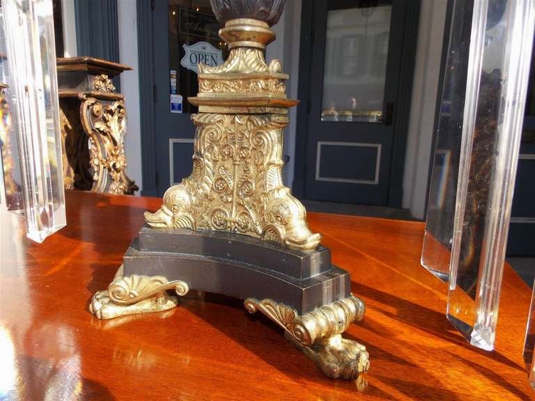 Pair of American Gilt Bronze and Crystal Argand Lamps, Philadelphia. Circa 1820 For Sale 1