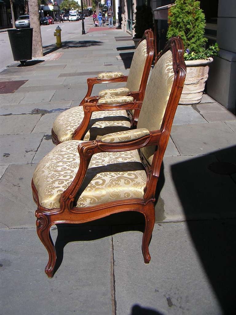 Set of Four Italian Walnut Bergere Chairs, Circa 1790 For Sale 4