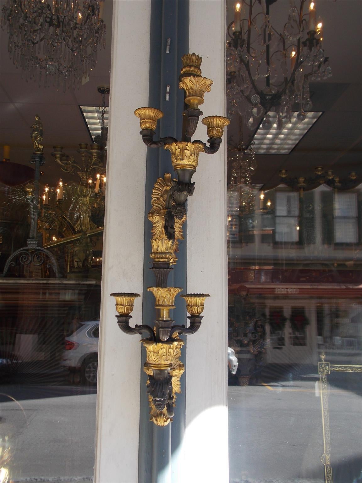 Early 19th Century Pair of French Gilt Bronze Floral Sconces, Circa 1810 For Sale
