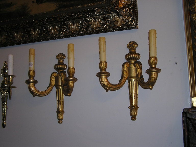 Pair of French Gilt Wood Sconces In Excellent Condition For Sale In Hollywood, SC