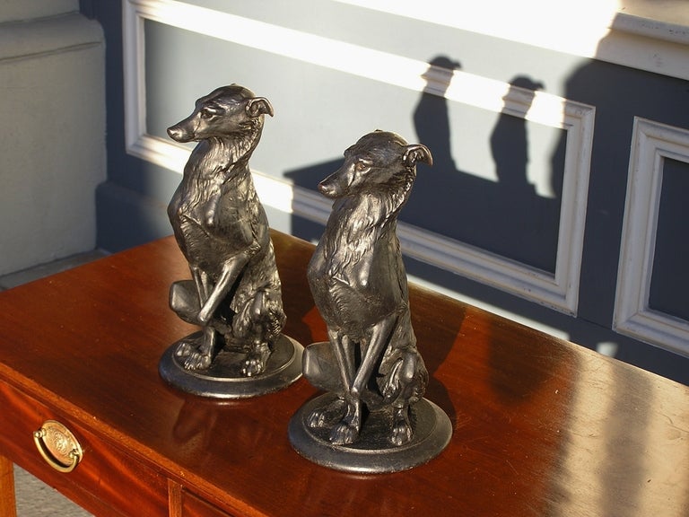 Pair of American Bronze Dog Sculpures In Excellent Condition For Sale In Hollywood, SC