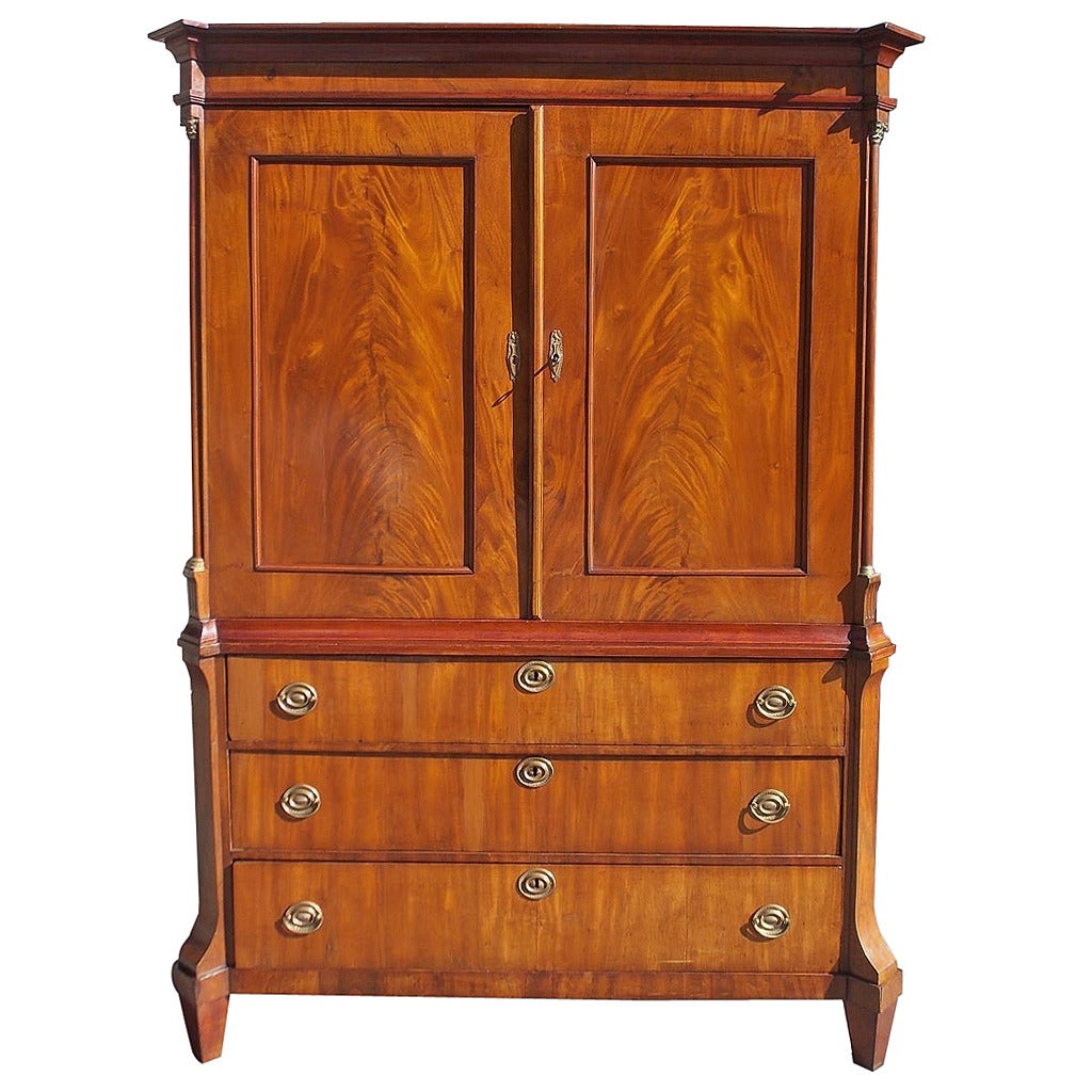 How can I tell if it’s real mahogany furniture?