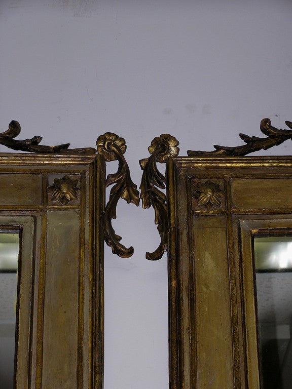 Pair of Italian Gilt and Painted Floral Wall Mirrors. Circa 1790 In Excellent Condition In Hollywood, SC