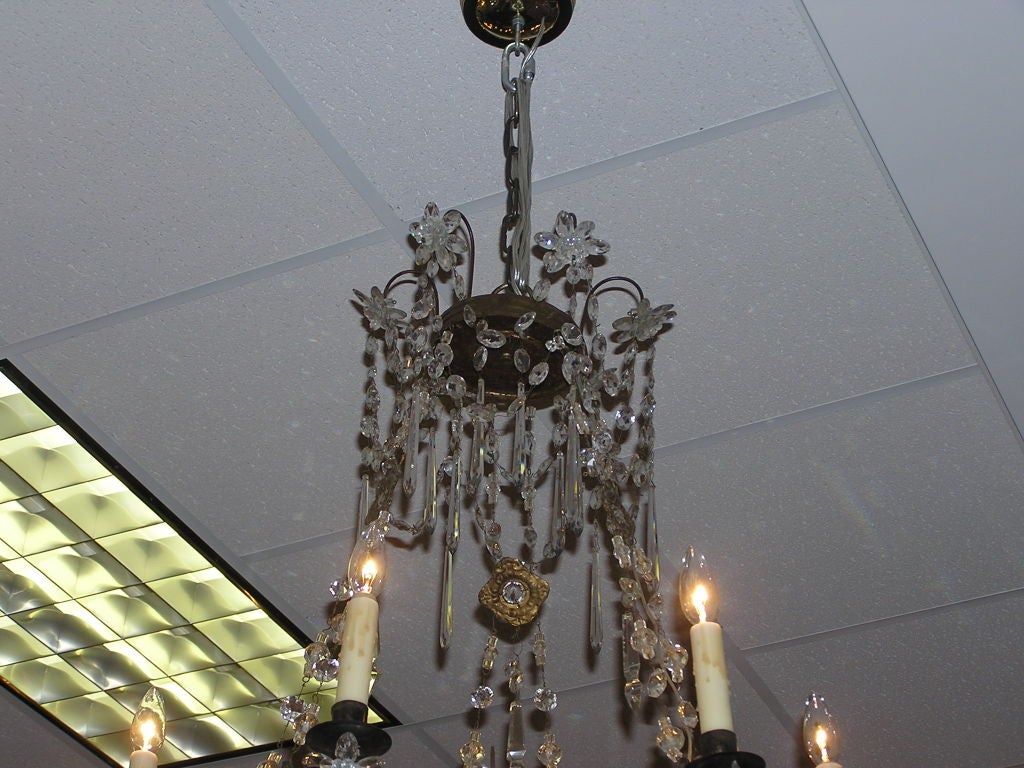 Italian Gilt Bronze and Crystal Chandelier For Sale 1