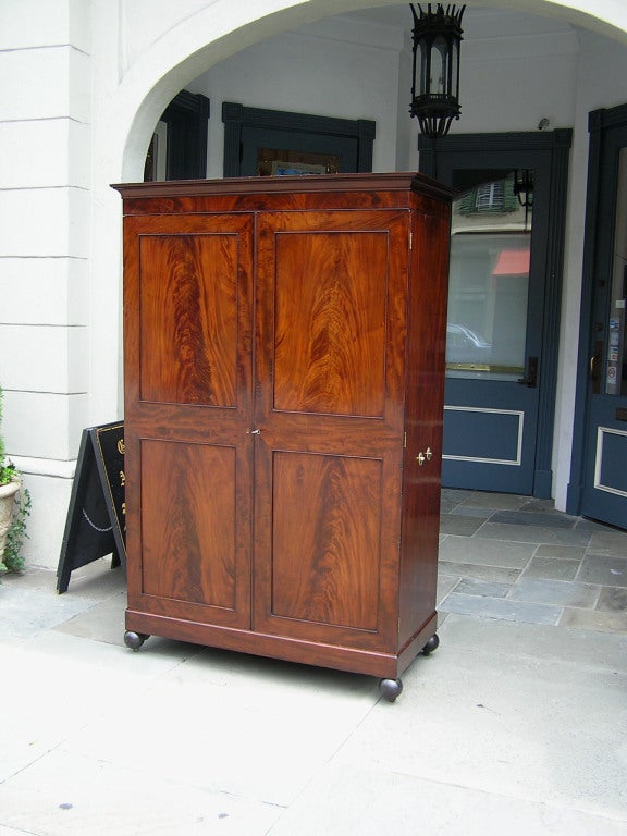 American Mahogany Linen Press In Excellent Condition In Hollywood, SC