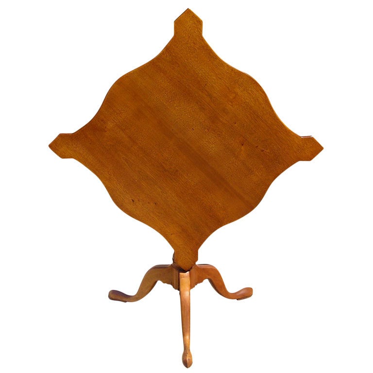 American Chippendale Maple Serpentine Tilt Top Tripod Tea Table, Circa 1780