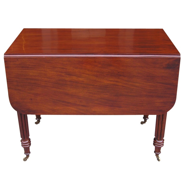 American Federal Mahogany Drop Leaf Table Breakfast Table. Baltimore, Circa 1820