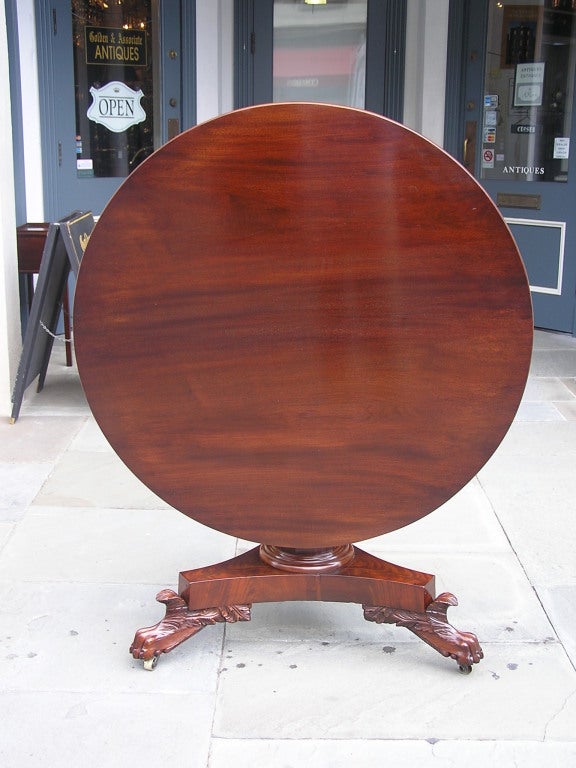 American Mahogany Center Table .Philadelphia , Circa 1815, In Excellent Condition In Hollywood, SC