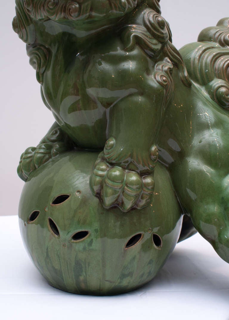 Large Japanese Ceramic Foo Dog Circa 1900 In Excellent Condition In Kensington, MD