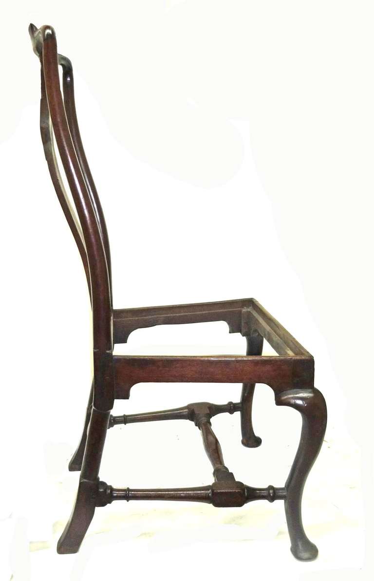 English Wonderful Queen Anne Period Walnut Side Chair, Circa 1700 For Sale