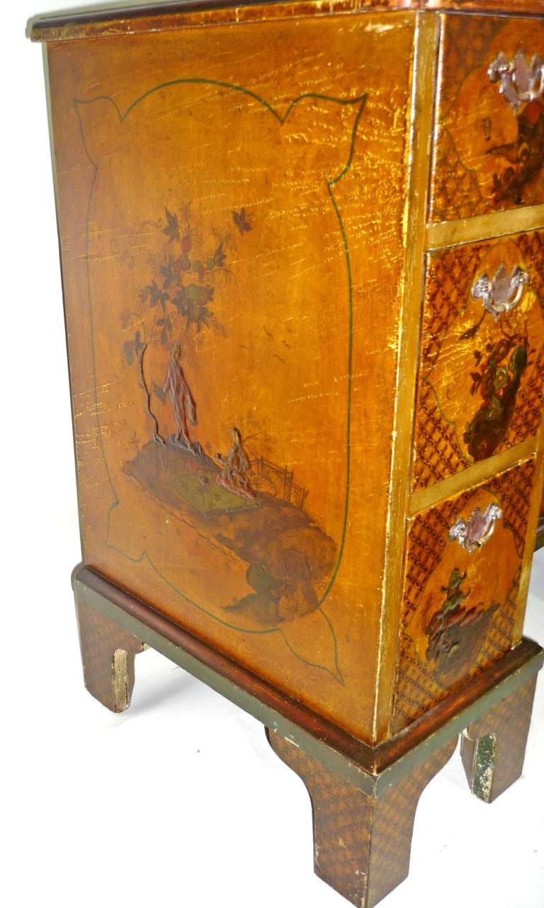 George III Style Mustard Yellow Chinoiserie Japanned Kneehole Desk, 19th Century In Good Condition For Sale In Louisville, KY