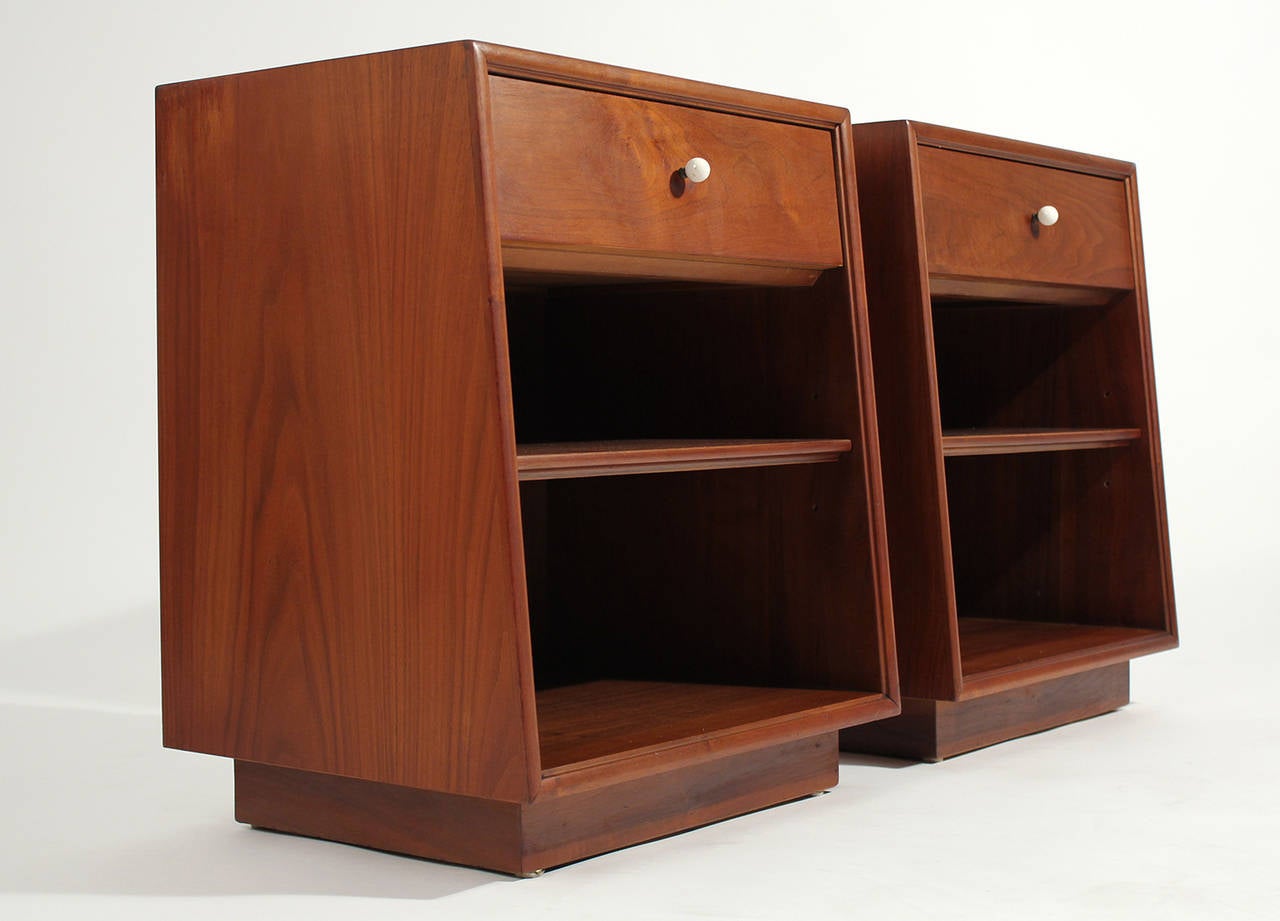 Pair of nightstands or end tables designed by Kipp Stewart and Stewart MacDougall for Declaration line by Drexel Furniture. Lightly restored original finish in excellent condition.

20