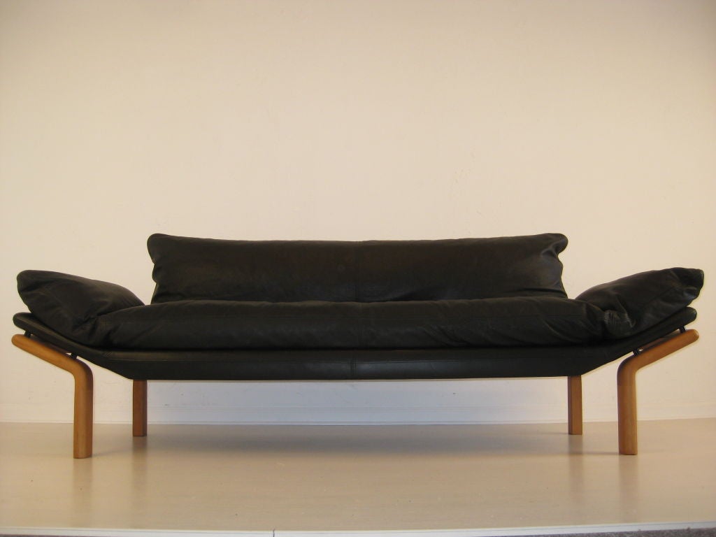 High End early 1970's Danish sofa in leather with a solid teak wood frame by Komfort Randers Mobelfabrik.