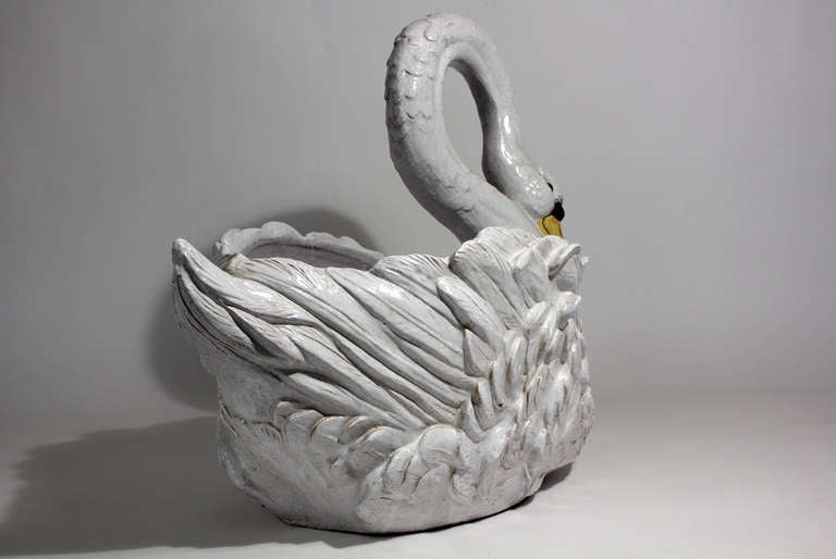 Italian Ceramic Swan Sculpture In Excellent Condition In San Diego, CA