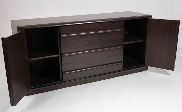 T. H. Robsjohn-Gibbings for Widdicomb Credenza In Excellent Condition In San Diego, CA