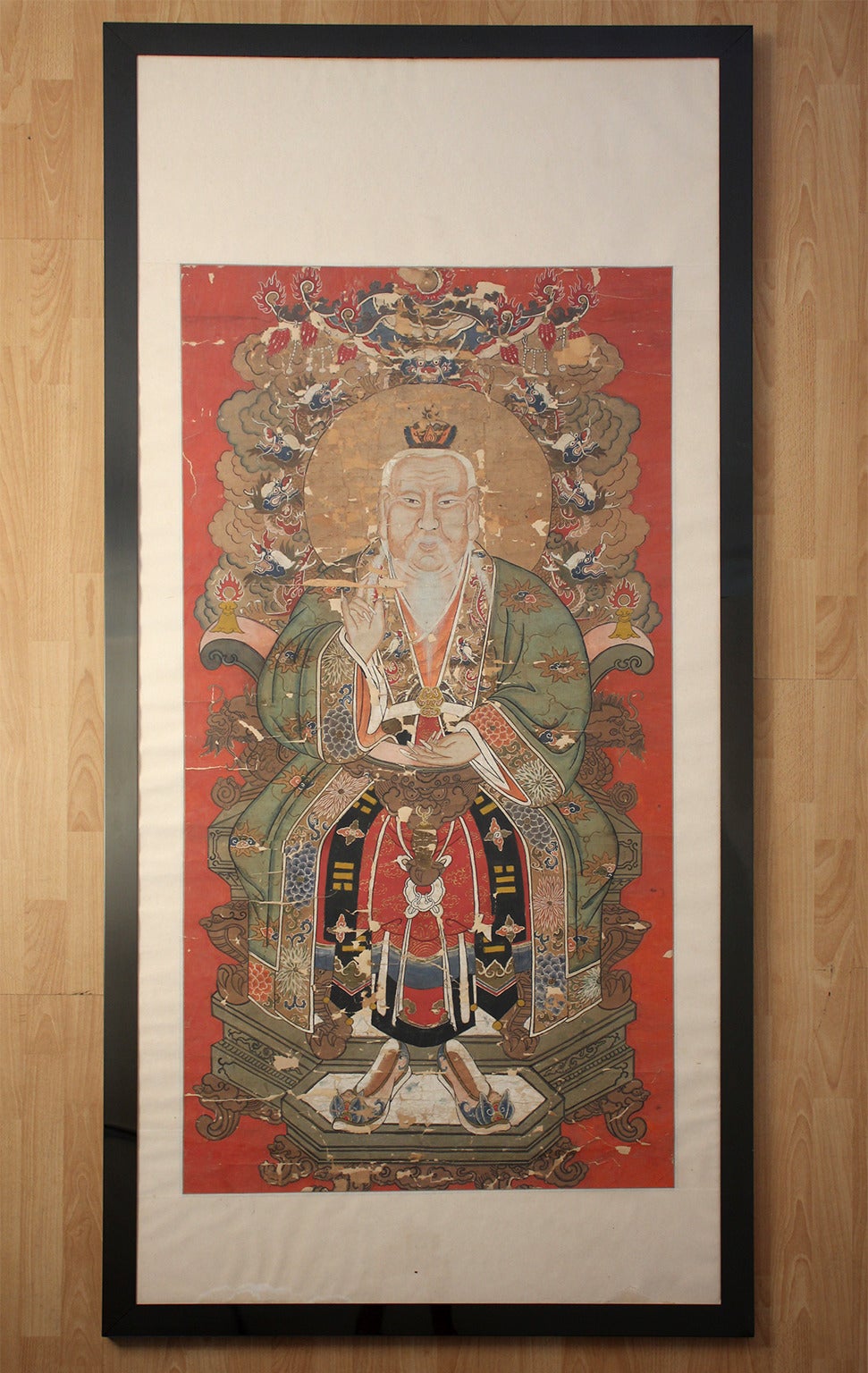 Wonderful large antique Chinese Imperial Emperor ancestral painting. Hand-painted original work on paper with age related wear as pictured. Additional images on request. Framed.

Age unknown.

Measure: 81