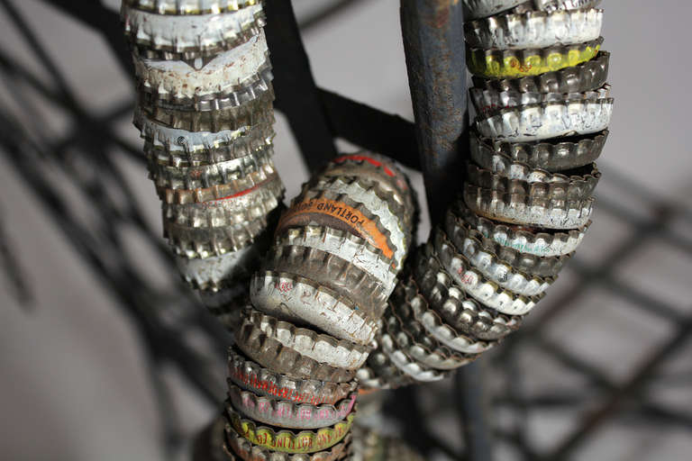 Bottle Cap Chain Sculpture In Excellent Condition For Sale In San Diego, CA