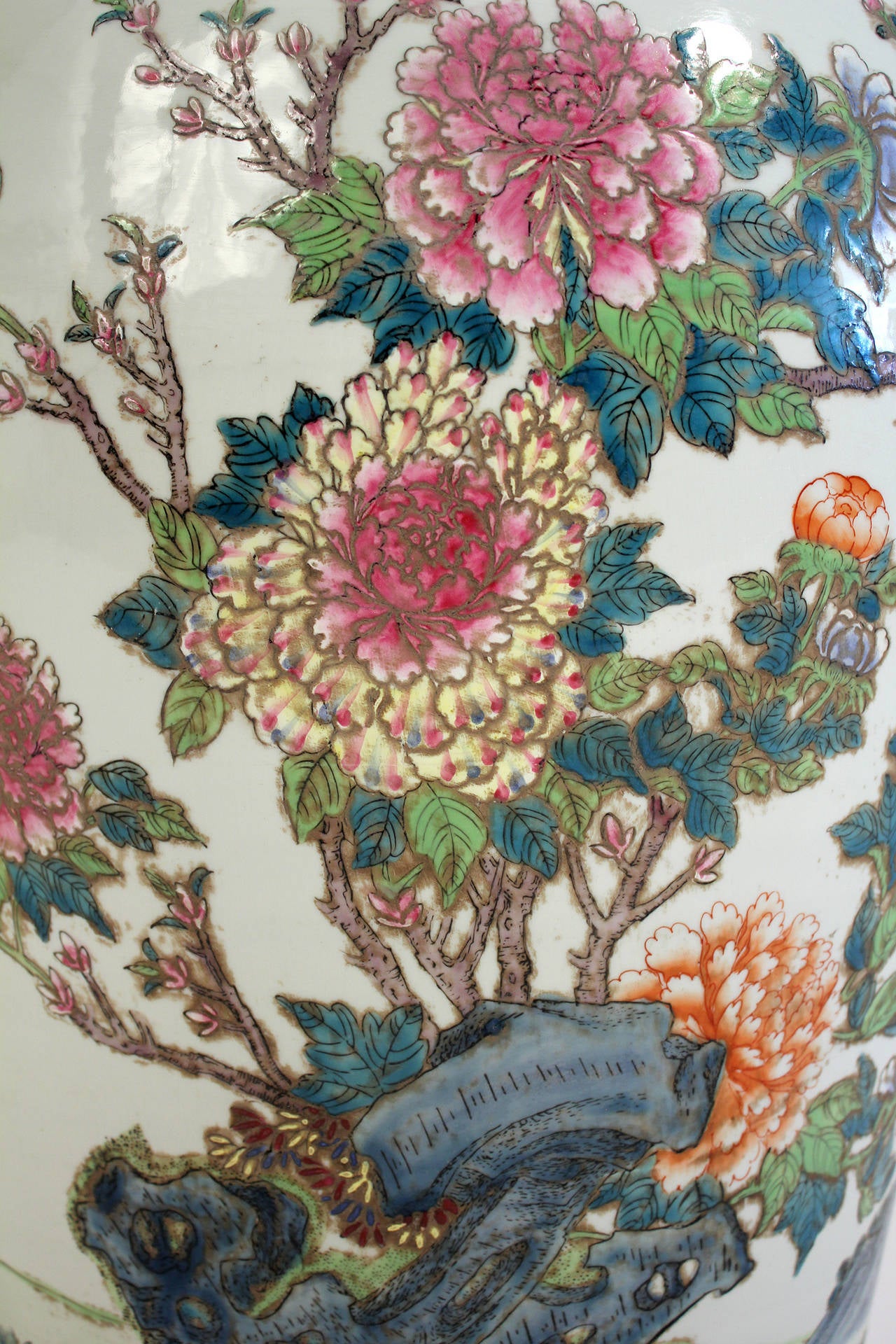 Antique Chinese Lidded Floor Vase For Sale 1