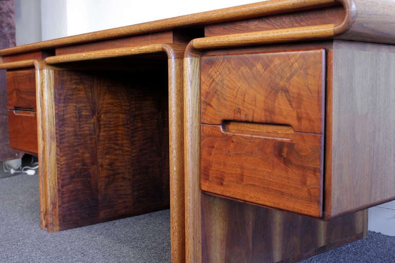 American Lou Hodges Executive Desk