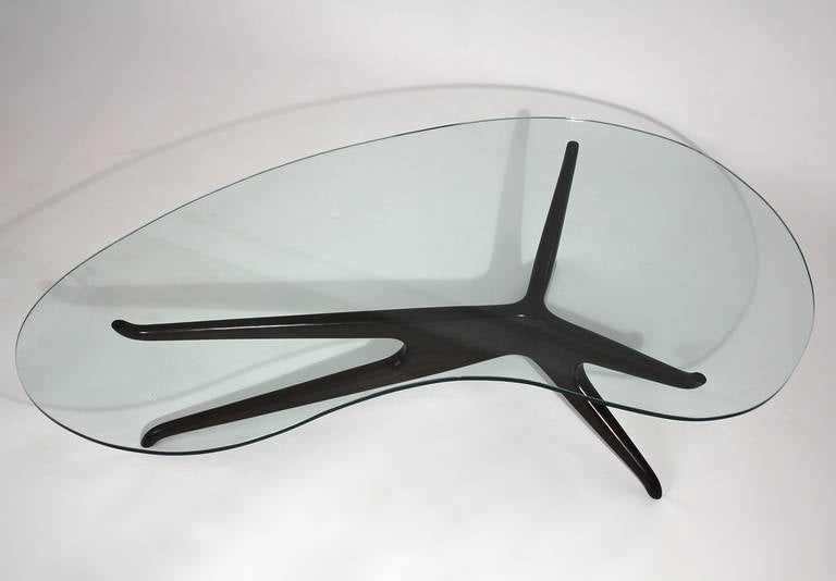 Vladimir Kagan Style Tri-Symmetric Coffee Table In Excellent Condition In San Diego, CA