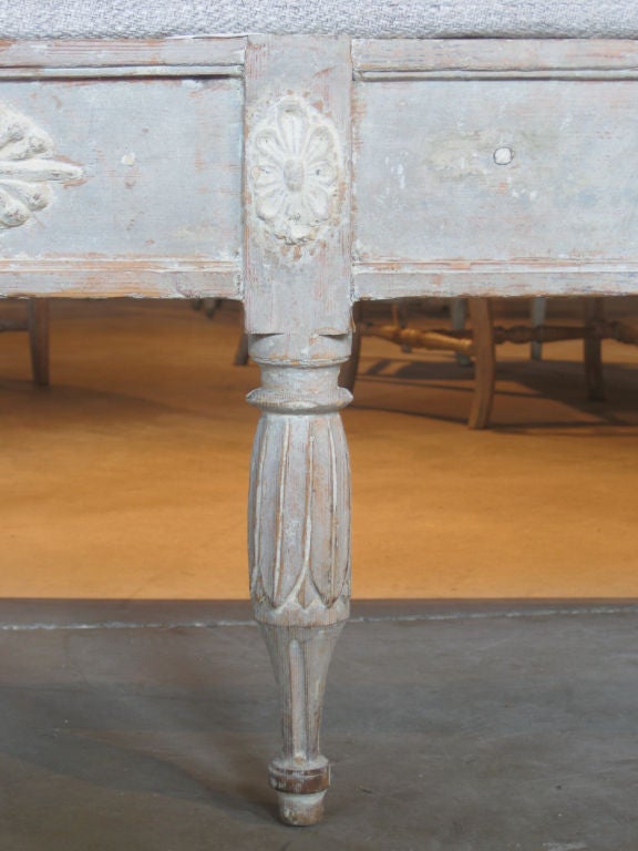 19c Gustavian Bench with 2 Bolsters In Good Condition In New Orleans, LA