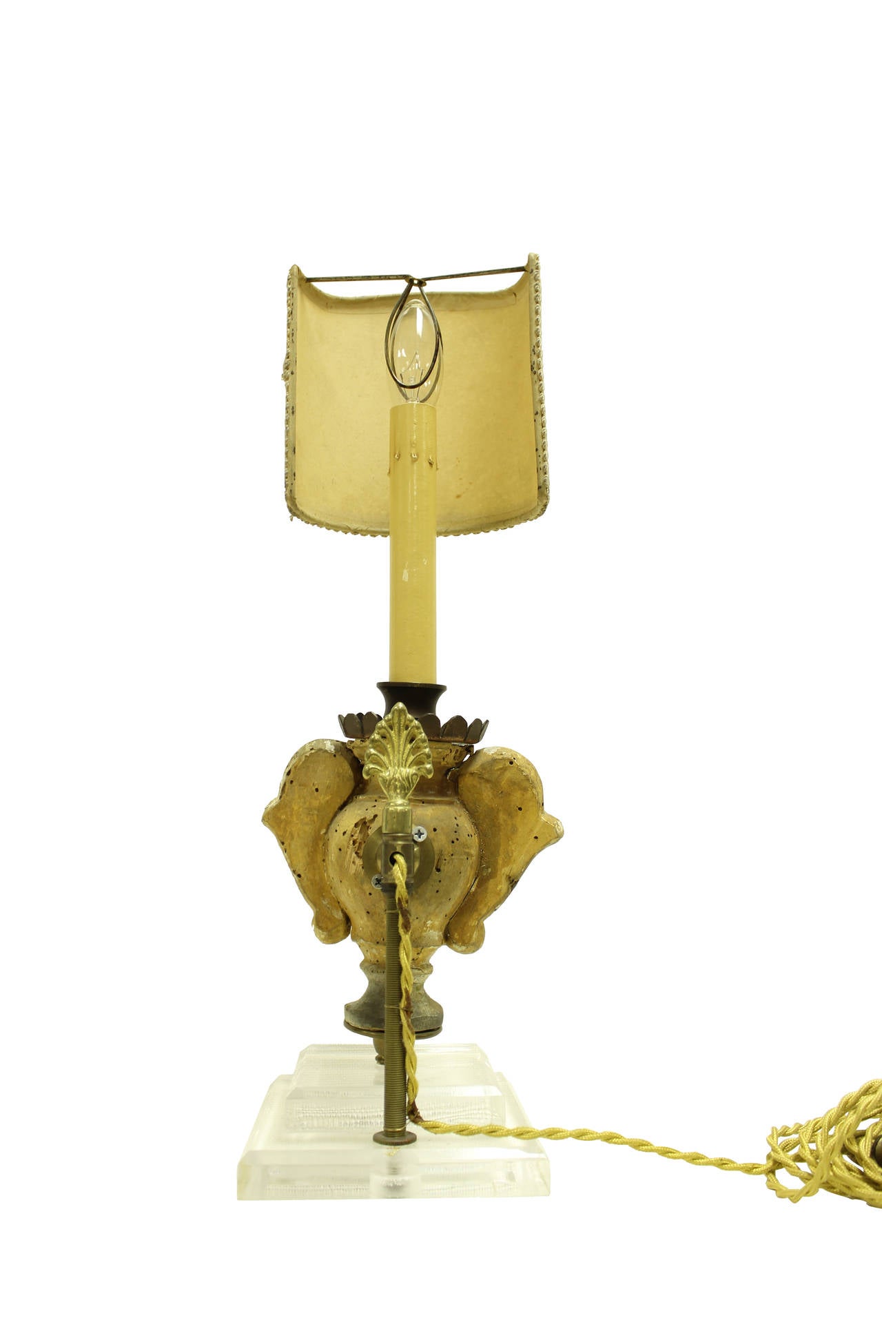 Pair of 18th Century Gilded French Fragments Converted to Lamps In Good Condition In New Orleans, LA