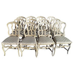 18th-19th Century Italian Set of 12 Painted and Gilded Louis XV Chairs 9