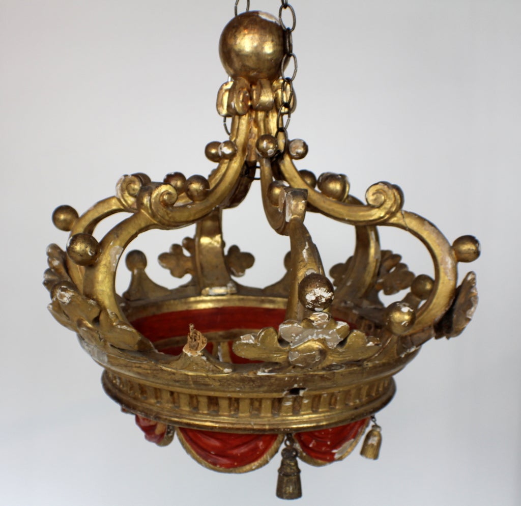 18c Italian Gilded and Painted Corona with Tassels In Good Condition In New Orleans, LA