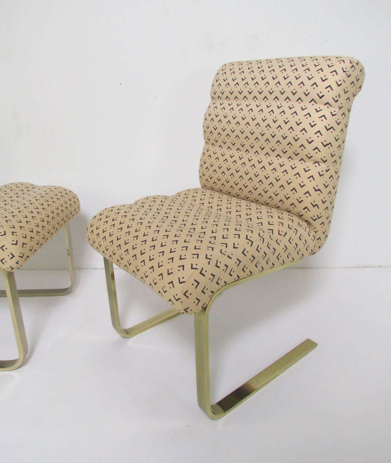 Mid-Century Modern Set of Four Lugano Cantilever Dining Chairs by Mariani for Pace Collection