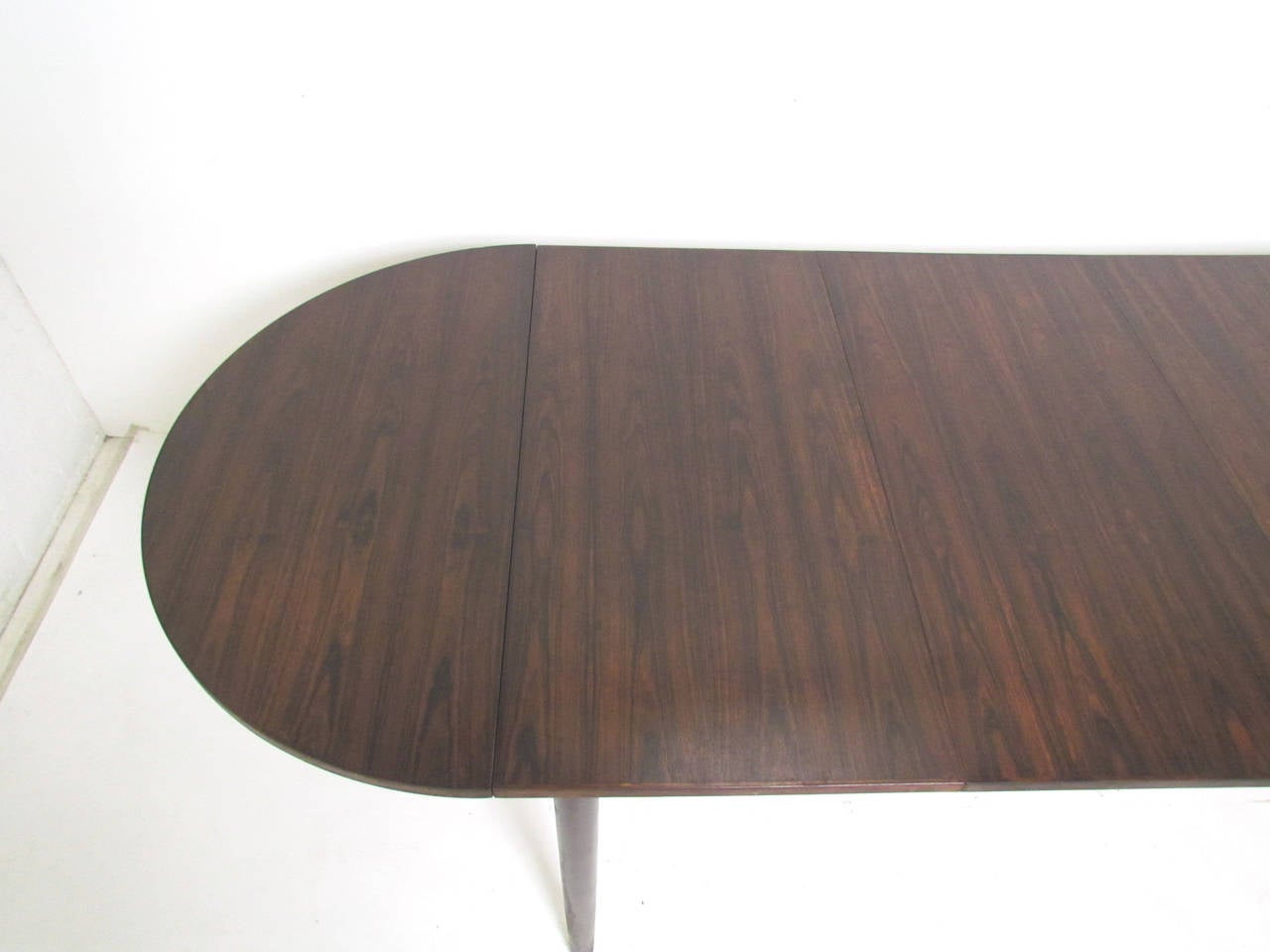 Drop-Leaf Expandable Danish Rosewood Dining Table by Arne Vodder 5