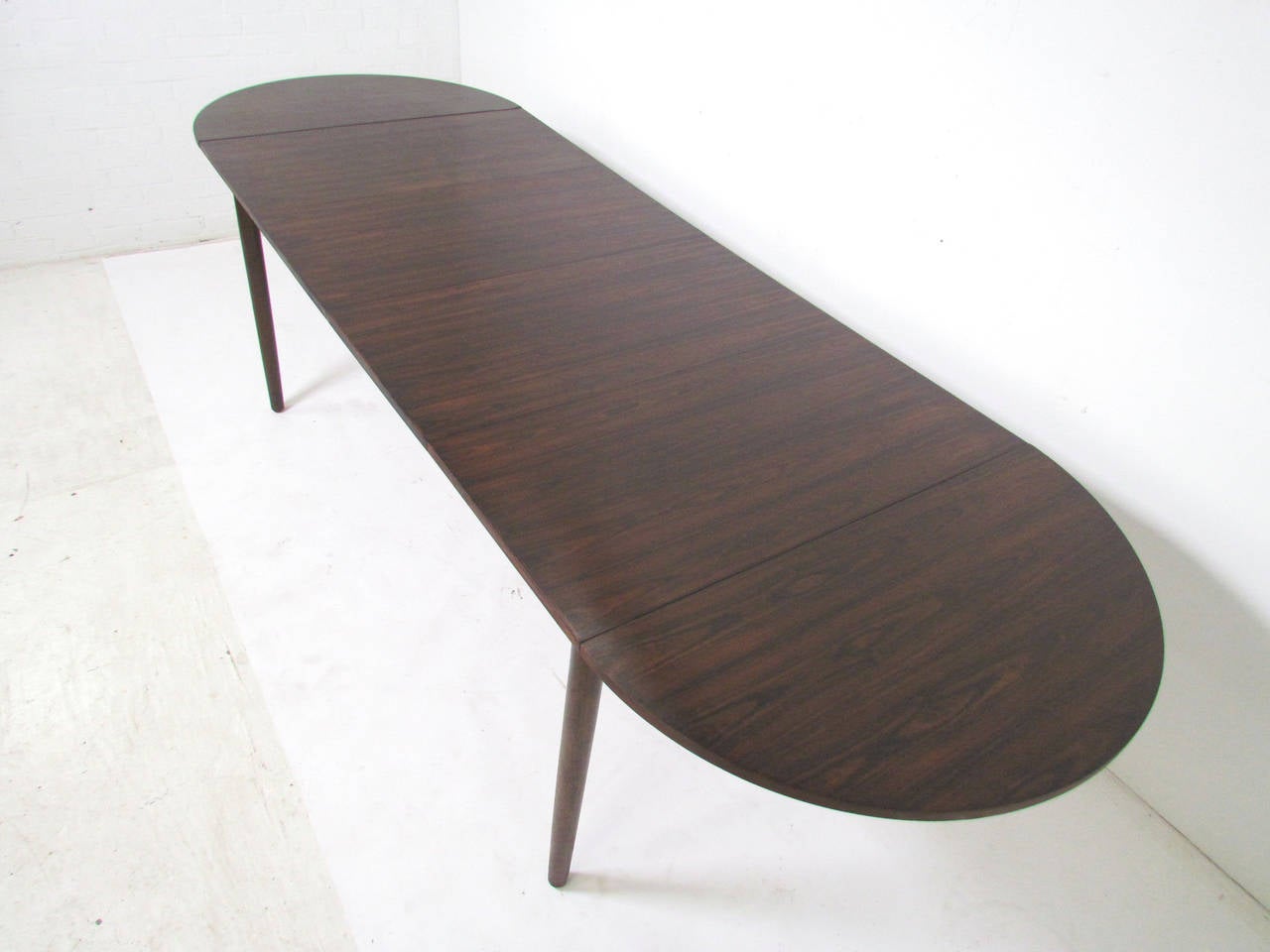 Drop-Leaf Expandable Danish Rosewood Dining Table by Arne Vodder 2