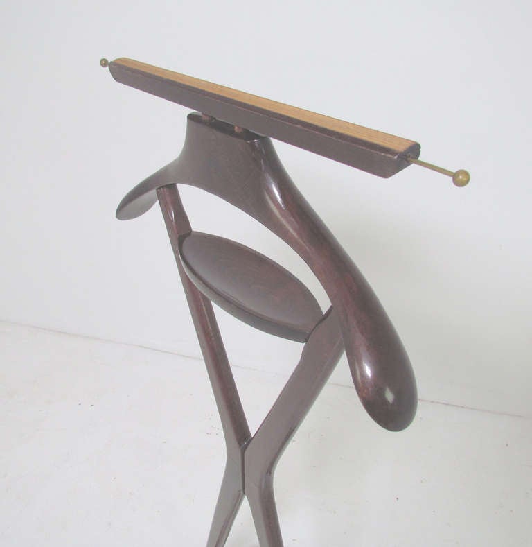 Modernist Gentleman's Valet Stand by Ico Parisi for Fratelli Reguitti, Italy In Good Condition In Peabody, MA
