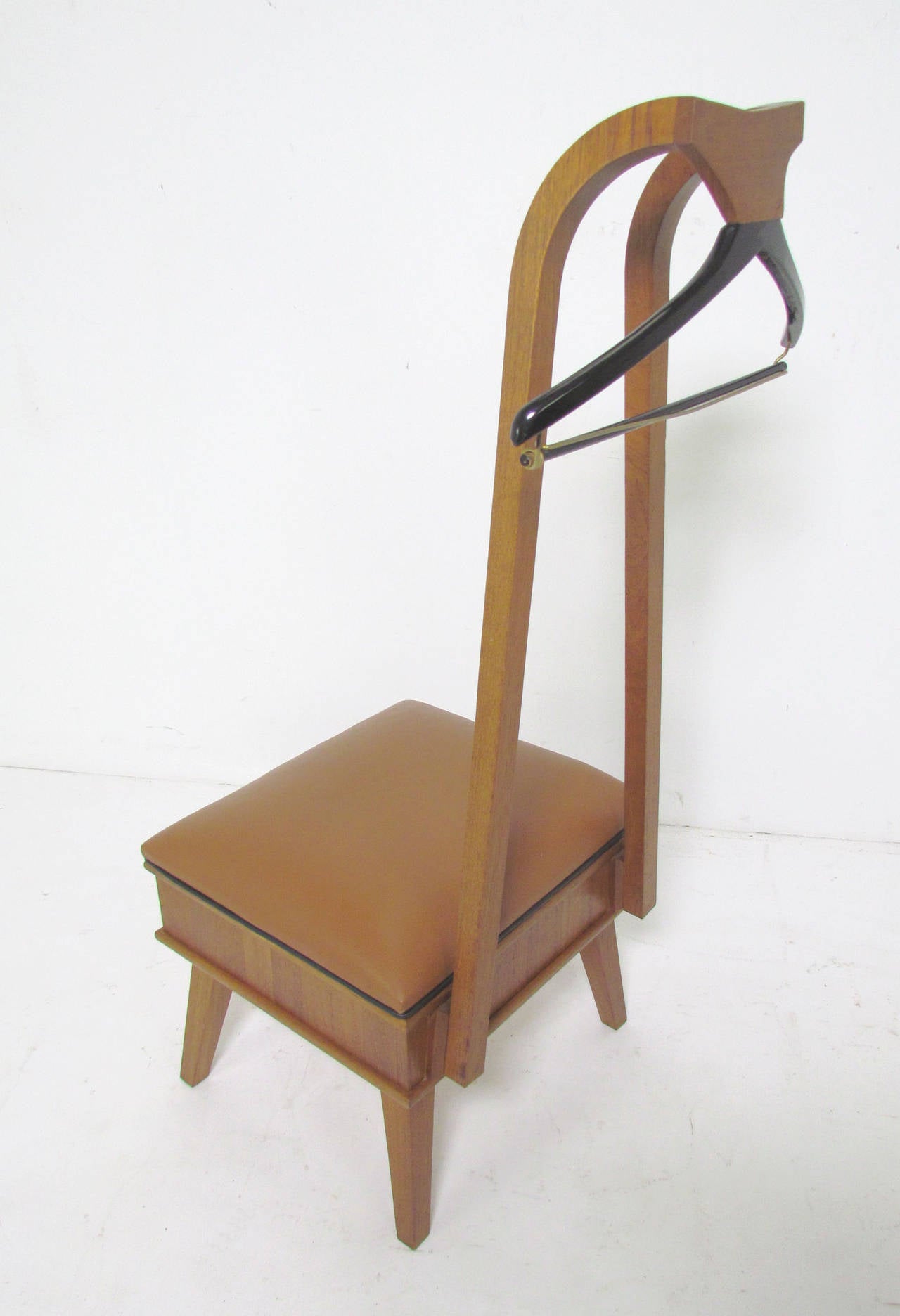 American Mid-Century Modern Studio Made Valet Chair in Walnut and Leather