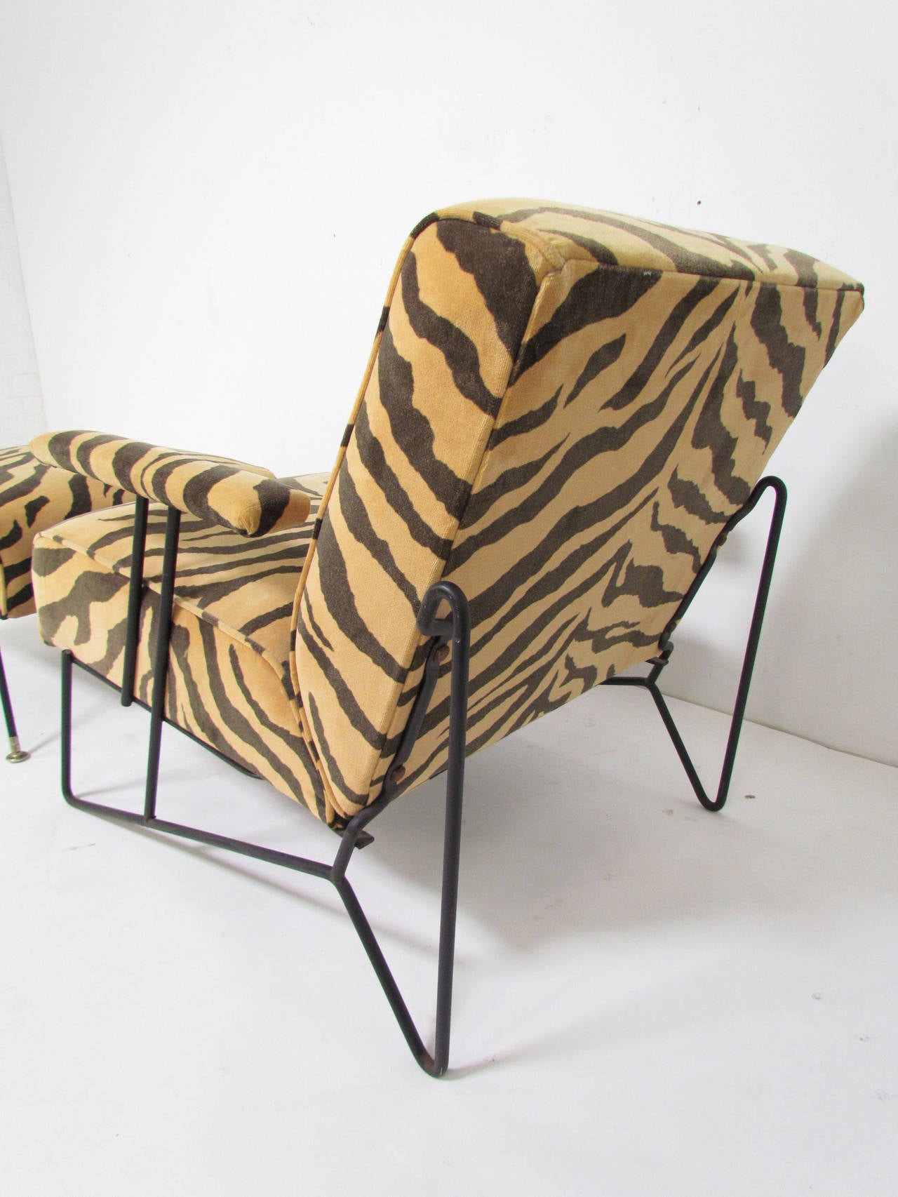 Sculptural Wrought Iron Lounge Chair and Ottoman by Dorothy Schindele In Good Condition In Peabody, MA