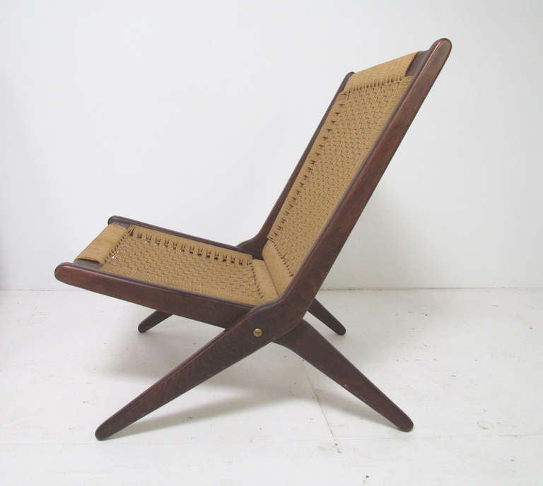 Pair of Mid-Century Modern Rope Folding Scissor Lounge Chairs ca. 1960s 1