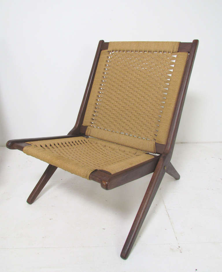 Pair of Mid-Century Modern Rope Folding Scissor Lounge Chairs ca. 1960s 2