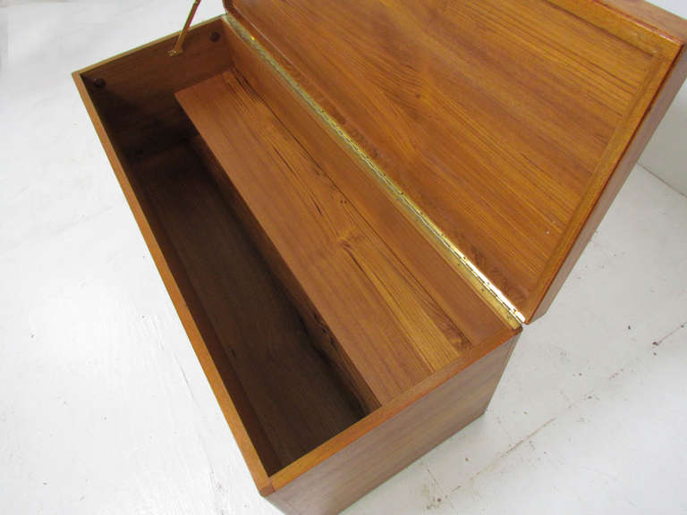 Large Danish Teak Blanket Chest / Bench ca. 1970s 1