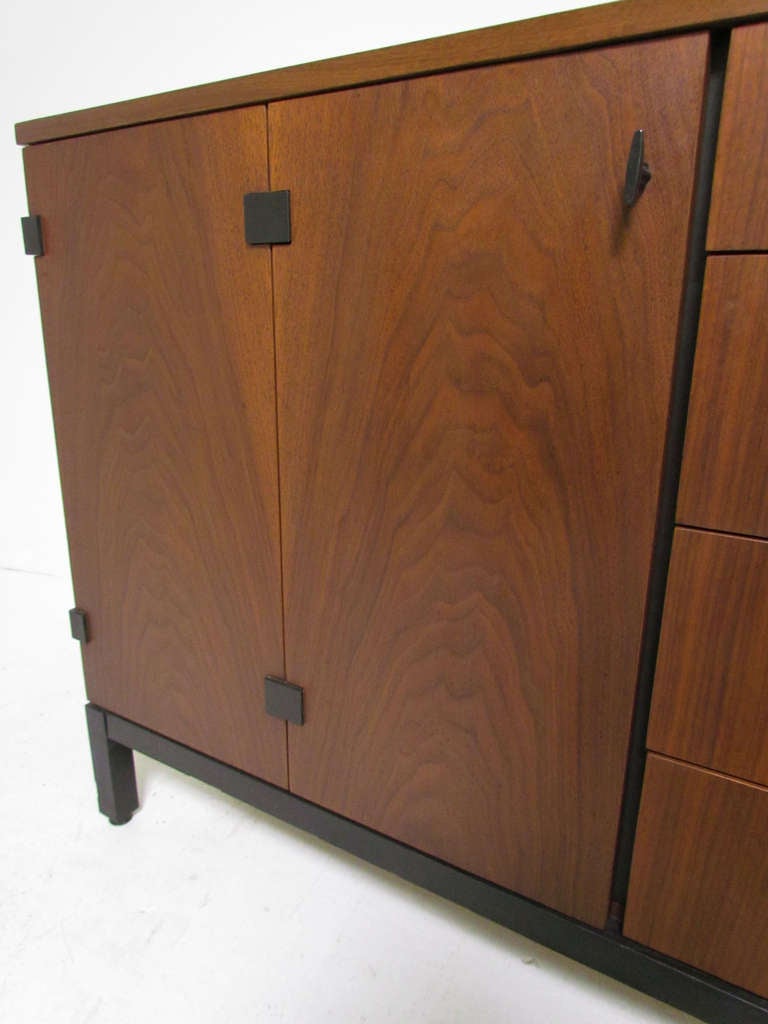 Mid-20th Century Mid-Century Sideboard by Milo Baughman ca. 1960s