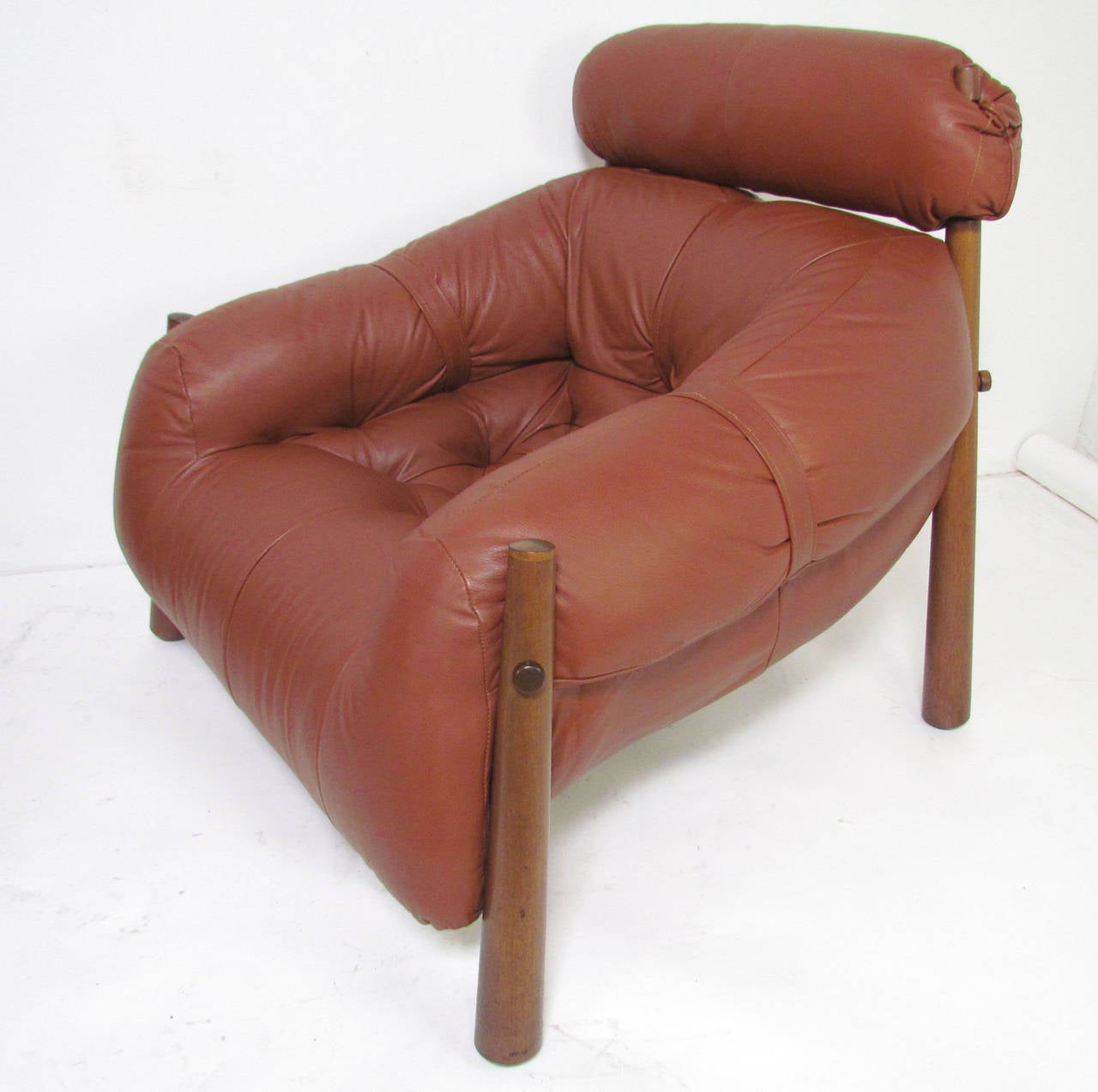 Mid-Century Modern Brazilian Pair of Leather and Jacaranda Lounge Chairs and Ottoman by Lafer