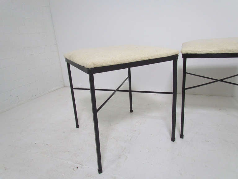 Set of Four X-Base Stools in the Manner of Paul McCobb In Good Condition In Peabody, MA