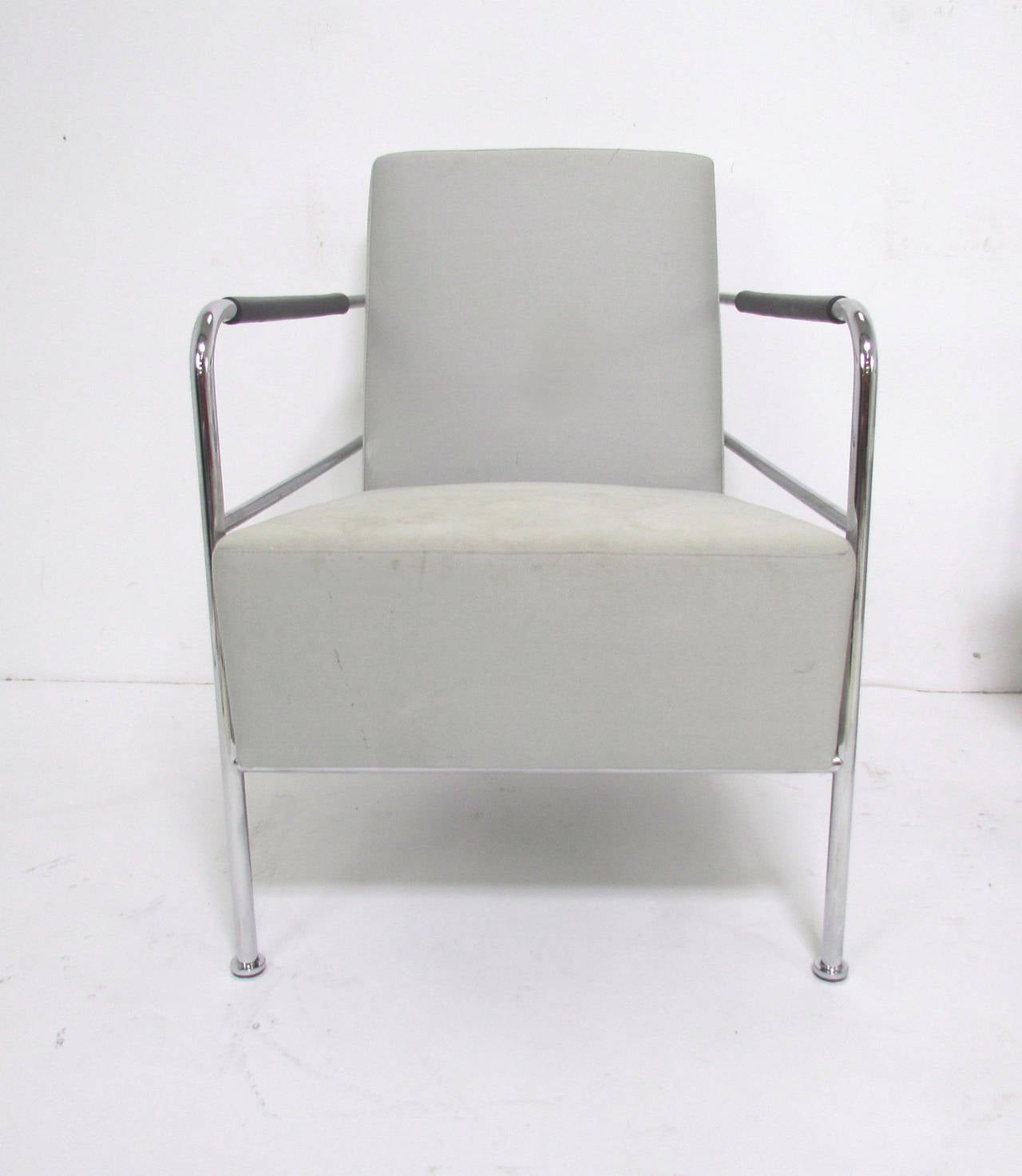 Late 20th Century Pair of Bauhaus Style Modernist Chrome Lounge Chairs
