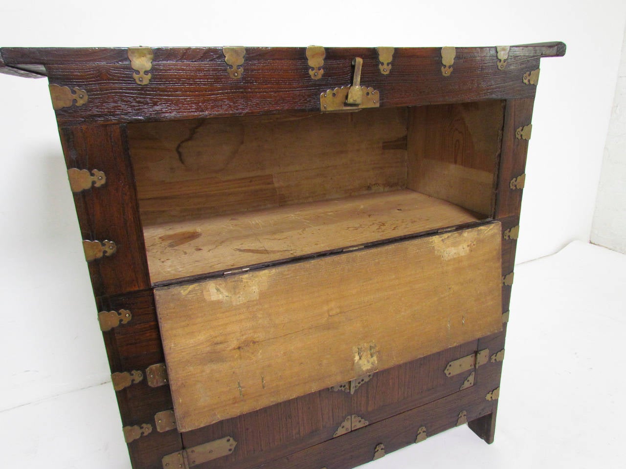 Antique 19th Century Korean Cabinet or Bandaji Chest with Brass Hardware 2